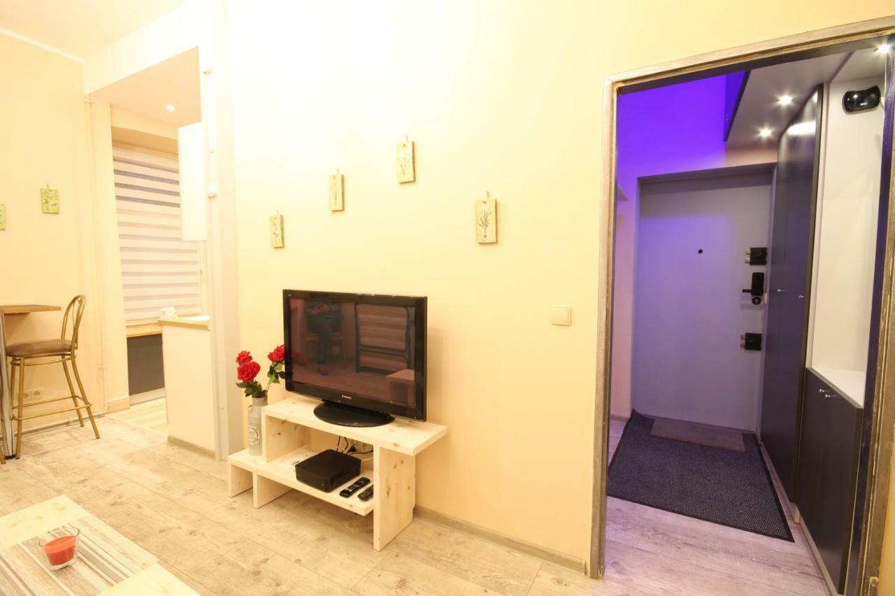Studio Flat Grunwaldzka Up To 2Persons+1 Вроцлав Екстериор снимка